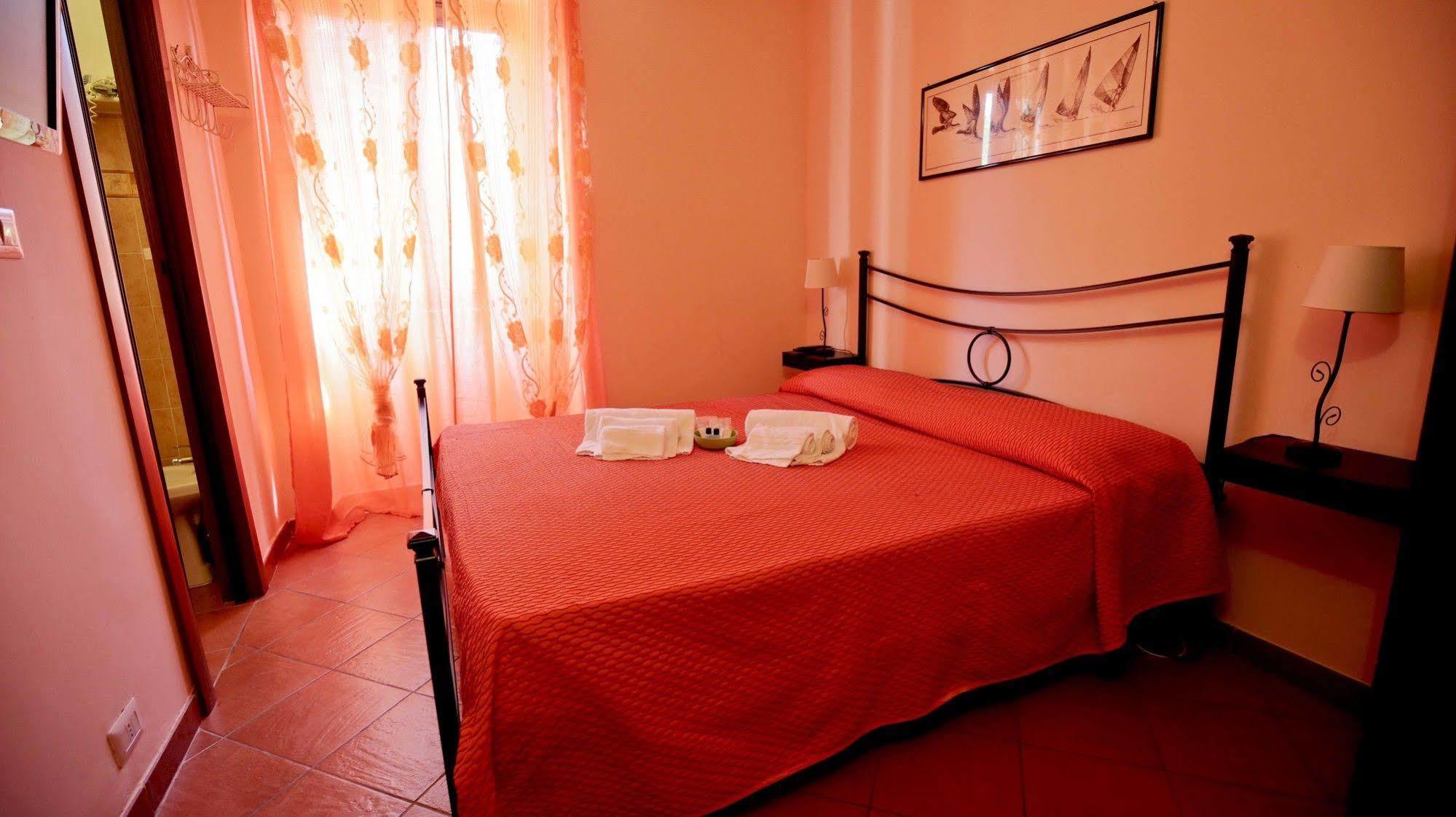 Hotel Villa Maria Luigia 弗拉斯卡蒂 外观 照片